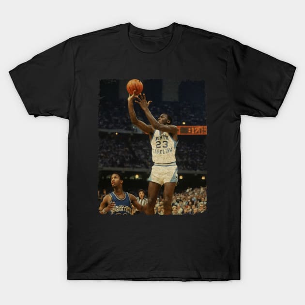 Michael Jordan Putting Up a Lay Up Against Patrick Ewing T-Shirt by Wendyshopart